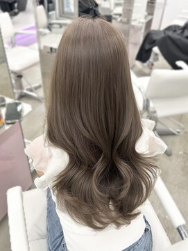 エヌアイ オモテサンドウ(ni omotesando) ミルクティーベージュ/オリーブベージュ