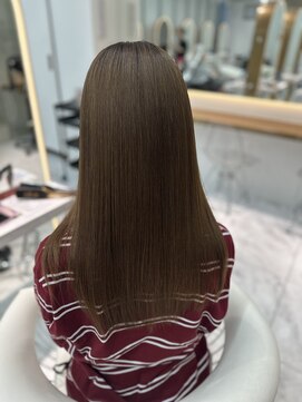 ロンドルピナス 小倉(Lond Lupinus) 黒髪カタログ/オリーブグレー/ココアベージュ/小顔に見せるヘア