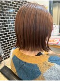 外ハネ切りっぱなしボブ