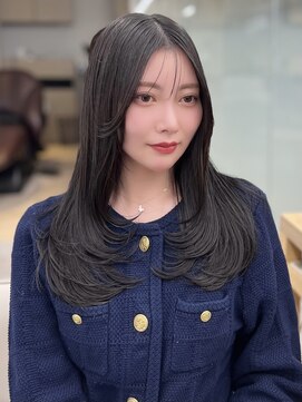 ソラ 広尾店(SORA) ロングヘア/内巻き/顔周りカット