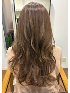ラフヘアバイファースト(Laugh hair by FIRST) ハイライト×ミルクティベージュ