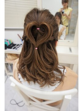 リサ 恵比寿(risa.) 愛されハートハーフアップ