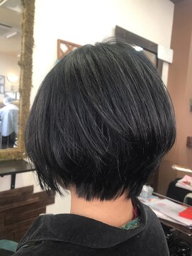 フィリア 台原店(Filea) 前下がりクールショート