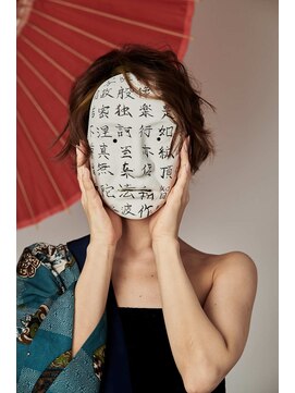 コマ(coma) 【coma中野】あかよろし_エッジショート前下がり