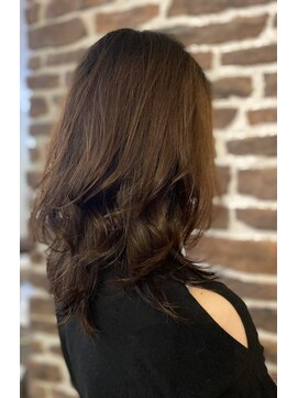 アーティコ ヘアー(artico hair) ミディアムレイヤーカールスタイル