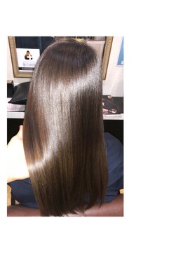 ルーミールーム(RoomieRoom) 鶴園なおみ の 髪質改善