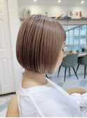 【紺野紘三】インナーカラー厚めバングローライトスリークボブ