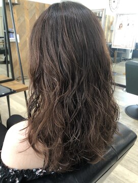 ラポールヘア 小山店 ロングレイヤー×コスメパーマ