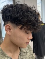 フィフス 天神大名(fifth) スペインカールパーマメンズカットメンズパーマツーブロック眉毛