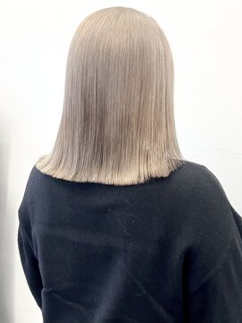 ココ 本八幡(KOKO) #黒髪#小顔#クラゲヘアー#オリーブグレー#ココアベージュ#美髪