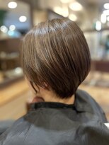 アイニ 河内小阪店(aini)&nbsp;白髪ぼかしカラー白髪ぼかしハイライトショートボブ30.40.50代