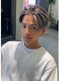 ハイライトカラーミルクティーベージュレイヤーカット