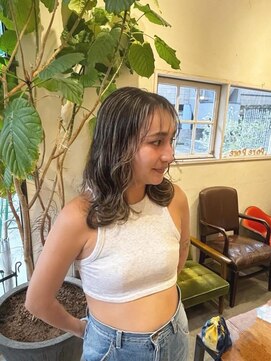 ポレポレハッピーヘアワーク POREPORE HAPPY HAIR WORK 外国人風レイヤーカット