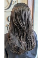 イル(iru)&nbsp;ハイライト×オリーブグレージュ