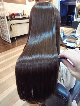 ウル 塚口店(uru) 白髪染め　髪質改善　カラー専門店　リタッチ　ヘアカラー　塚口