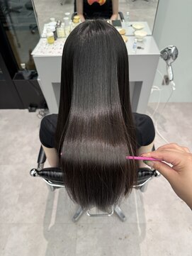 ミッシュバイアーバン(misch by urban.) 黒髪/髪質改善トリートメント/艶髪