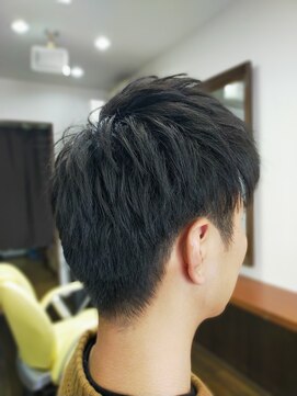 ツーブロックのショート