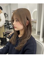 シラフ(SHIRAF)&nbsp;オリーブベージュ×レイヤーカット