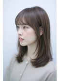 20代30代40代の方の伸ばしかけのミディアムレイヤー