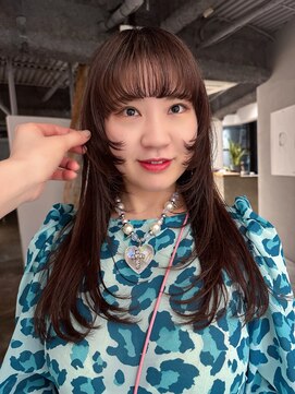ナヌーク ダイカンヤマ(nanuk daikanyama) ミディアムレイヤーブラウンカラーハッシュカットロングレイヤー