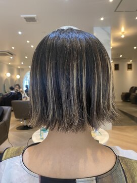 アンフィ 矢向(Anphi) 9月　切りっぱなしボブ