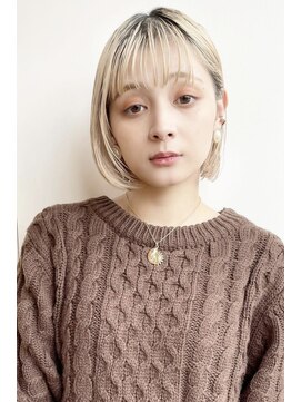 イーズ 鎌倉(e's) 《e'sイーズ鎌倉》冬のミルクティベージュ×ハイトーンボブ/川村