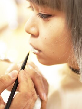 イデアル 甲東園店(IDEAL) ホワイトシルバー☆