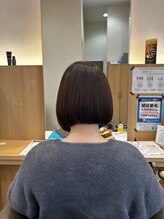 ウイバイファースト(u'i by first) シンプルで扱いやすい、落ち着いた雰囲気のボブスタイル