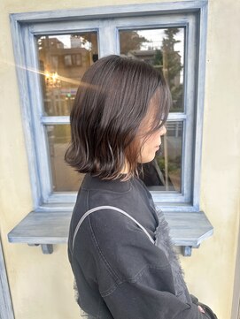 エイミーバイアフロート(amie by afloat) * ウェービーボブのインナーカラー