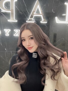 ラピス 渋谷本店(Lapis) グレージュカラー/レイヤーカット/ハイトーン/髪質改善