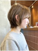 ショートボブレイヤーミディアム切りっぱなしボブレイヤー調布