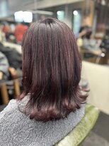 エミタス 三年坂(Emitas)&nbsp;レッド系カラー×くびれヘア