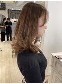 ハイライト明るめベージュくびれセミロング小顔レイヤー赤羽