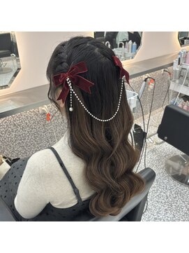 アリエス 八重洲店(Aries) 編み込みハーフツイン