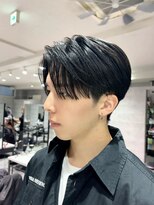 アンダーバーホワイト(_WHITE)&nbsp;ショートセンターパート