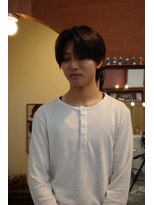 エディ(Edy)&nbsp;メンズセンターパートブラウンカラー韓国ヘア眉毛カット岡山