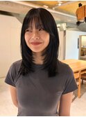 ミディアムレイヤーカットブルーブラック