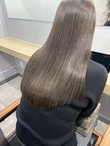 カミエ(kamie)&nbsp;ブラウンロングはカット×カラー×トリートメントで作る