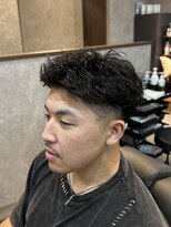 ザ クラン バイ ヘッドライト 仙台長町店(THE CLAN by HEADLIGHT) 【大人メンズにおすすめ】ツイスパ×リバーススタイル×刈り上げ