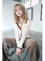 ステップボーンカット トーキョー(STEP BONE CUT TOKYO)&nbsp;【ステップボーンカット】ハイトーンベージュ/ラフパーマ