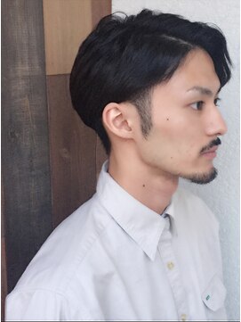 ヨロ(YoLo.) バリバリ働くリーマンヘアー 担当:藤原