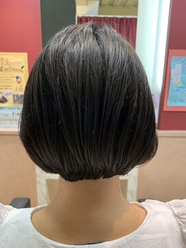 ミズグラート(Ms. grato) 大人のショートグラデーション