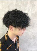 SNSで人気急上昇中のスパイラルパーマ