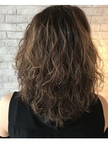 エン(en)&nbsp;西海岸風パーマ