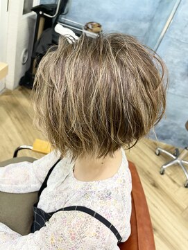 アンフィニー(Infini) ふんわりショート☆野間