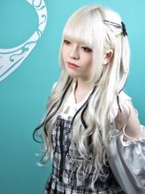 マーメイドヘアー(mermaid hair) ホワイトヘアon黒メッシュ