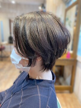 カミビトグロウ(kamibito glow) 20代30代大人可愛いエアリーボブアッシュベージュ透明感