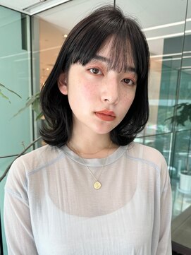 ビュートリアム265(BEAUTRIUM 265) ミディアム/くびれヘア/レイヤーカット/顔周りカット/銀座有楽町
