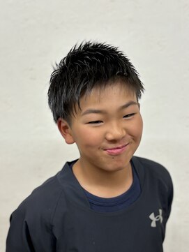 イナバ(Hair Life INABA) キッズ アシメスタイル