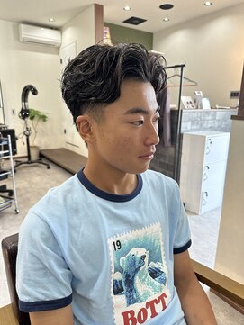 ウォルク(WOLK) センターパート/ニュアンスパーマ